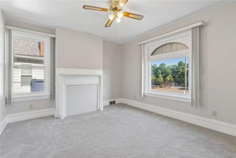 1336 4th Avenue Coraopolis PA 15108