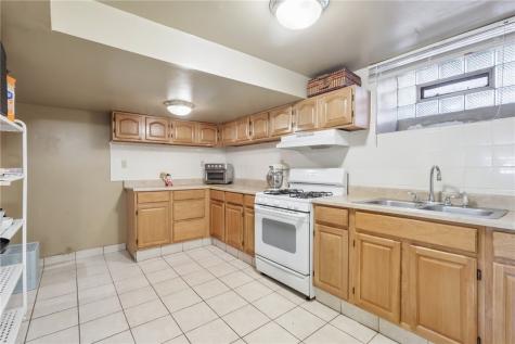1336 4th Avenue Coraopolis PA 15108