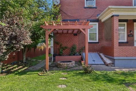 1336 4th Avenue Coraopolis PA 15108
