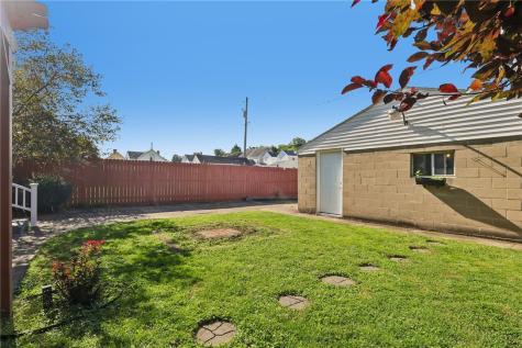 1336 4th Avenue Coraopolis PA 15108