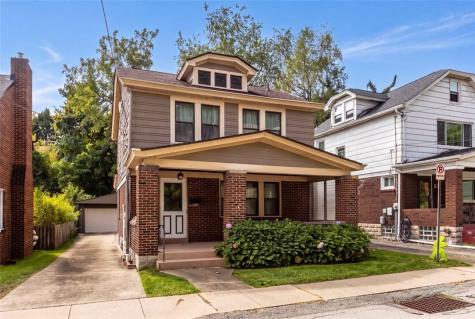 908 Baldwin Street Castle Shannon PA 15234
