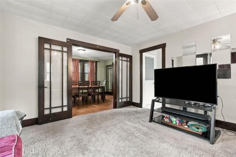 908 Baldwin Street Castle Shannon PA 15234