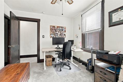 908 Baldwin Street Castle Shannon PA 15234