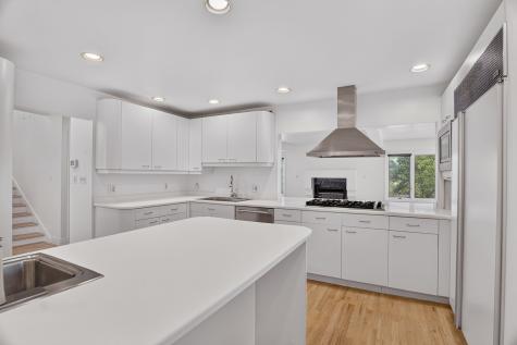 951 Academy Place Mt Lebanon PA 15243