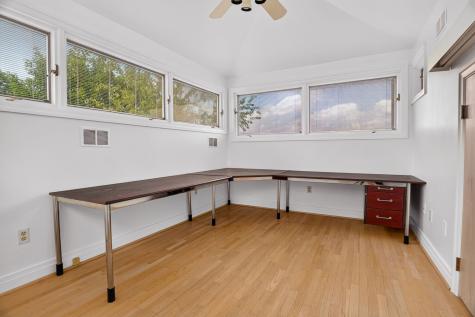 951 Academy Place Mt Lebanon PA 15243