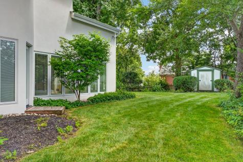 951 Academy Place Mt Lebanon PA 15243