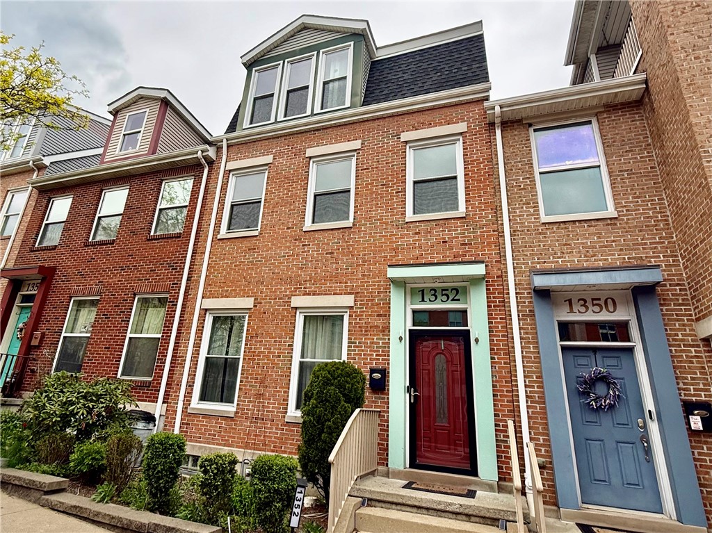 1352 Federal Central North Side PA 15212