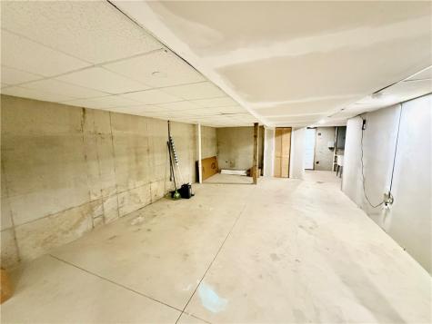 1352 Federal Central North Side PA 15212