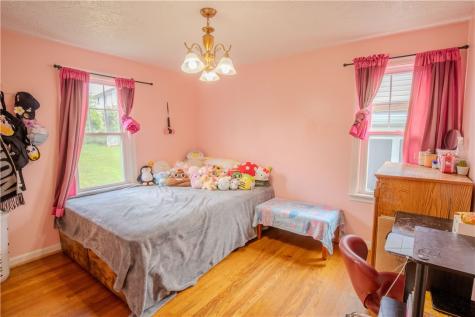 29 Crest Street Uniontown PA 15401