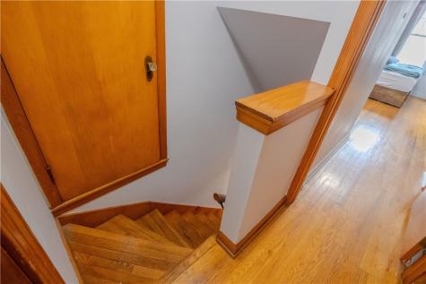 29 Crest Street Uniontown PA 15401
