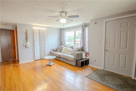 29 Crest Street Uniontown PA 15401