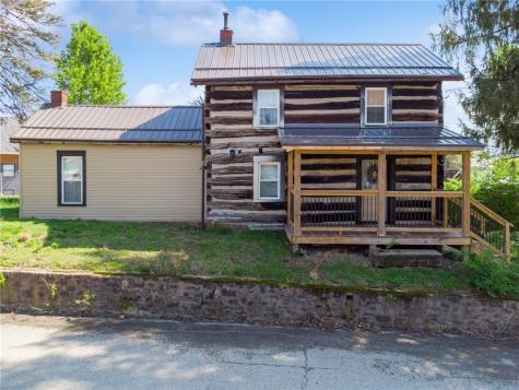 1825 Jefferson Street South Greensburg Boro PA 15601