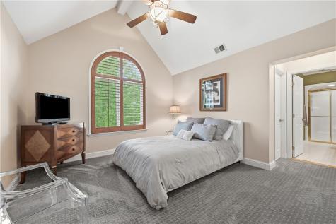 4200 Muirfield Circle Collier Township PA 15142