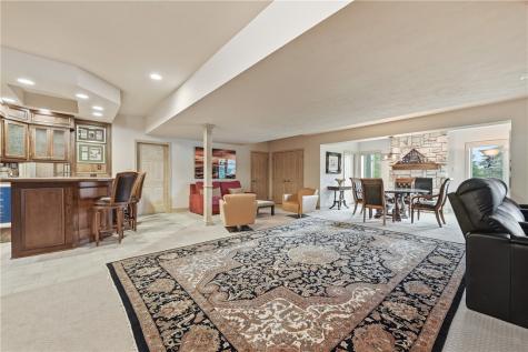 4200 Muirfield Circle Collier Township PA 15142