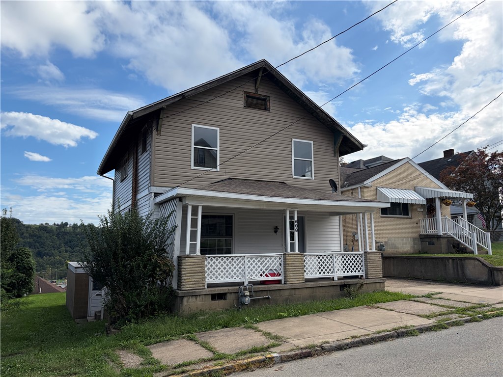 608 Crest Charleroi Boro PA 15022