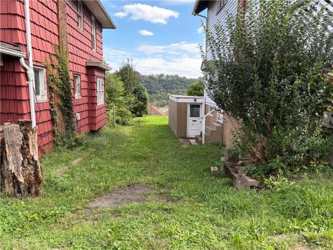 608 Crest Charleroi Boro PA 15022