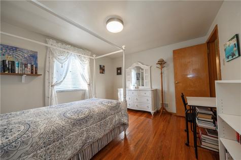 172 Chickasaw Avenue Mccandless PA 15237