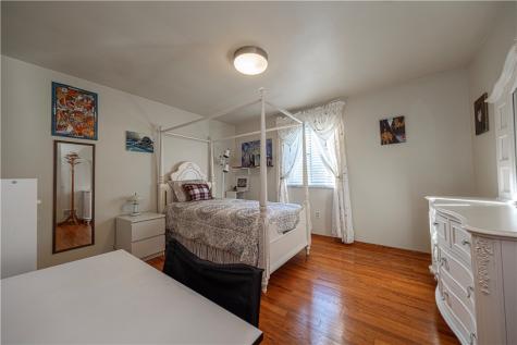 172 Chickasaw Avenue Mccandless PA 15237