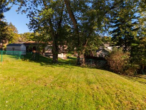 172 Chickasaw Avenue Mccandless PA 15237