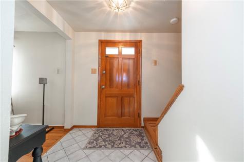 172 Chickasaw Avenue Mccandless PA 15237