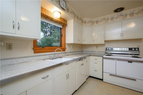 428 Bower Hill Road Mt Lebanon PA 15228
