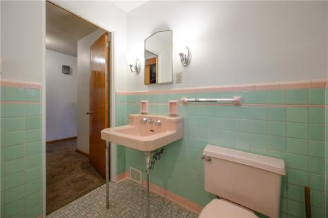 428 Bower Hill Road Mt Lebanon PA 15228