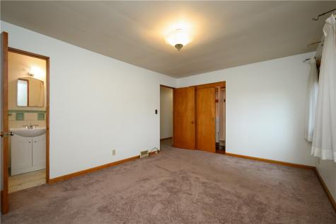 428 Bower Hill Road Mt Lebanon PA 15228