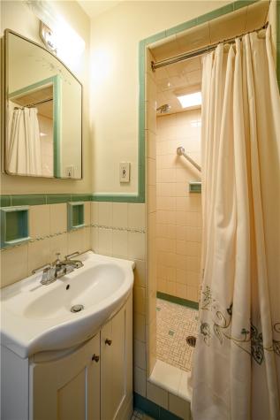 428 Bower Hill Road Mt Lebanon PA 15228