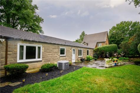 428 Bower Hill Road Mt Lebanon PA 15228
