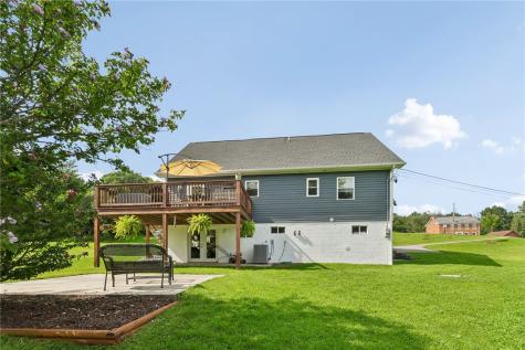 4412 E Route 22 Highway E/w Wheatfield Township PA 15717