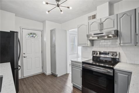 1823 Jancey Street Morningside PA 15206