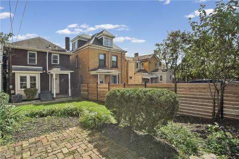 1823 Jancey Street Morningside PA 15206