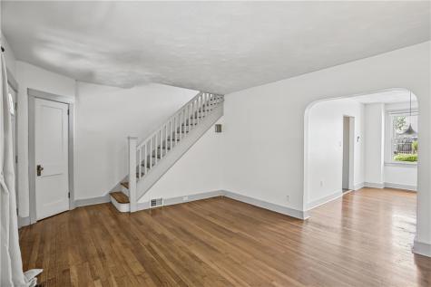 1823 Jancey Street Morningside PA 15206