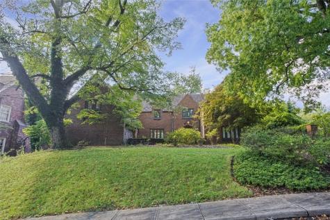 5914 Braeburn Place Squirrel Hill PA 15232