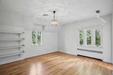 5914 Braeburn Place Squirrel Hill PA 15232