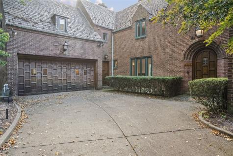 5914 Braeburn Place Squirrel Hill PA 15232