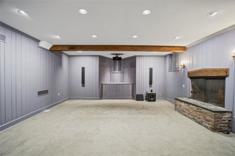 5914 Braeburn Place Squirrel Hill PA 15232