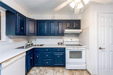 621 Sandy Hill Road Manor PA 15642