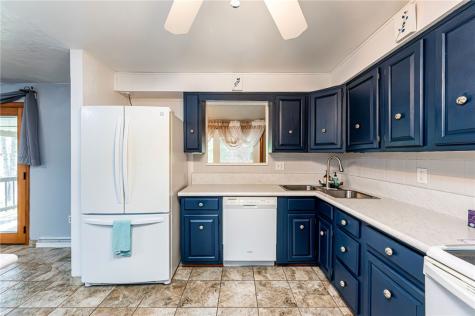 621 Sandy Hill Road Manor PA 15642