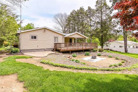 621 Sandy Hill Road Manor PA 15642
