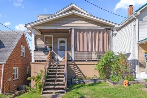 1909 Woodmont Avenue Arnold PA 15068