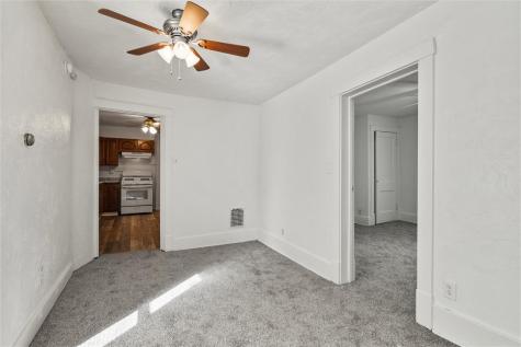 1909 Woodmont Avenue Arnold PA 15068