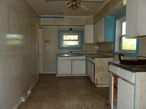 8 5th Avenue Scottdale PA 15683