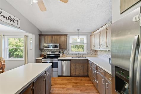 110 Glengarry Drive Moon/crescent Township PA 15108