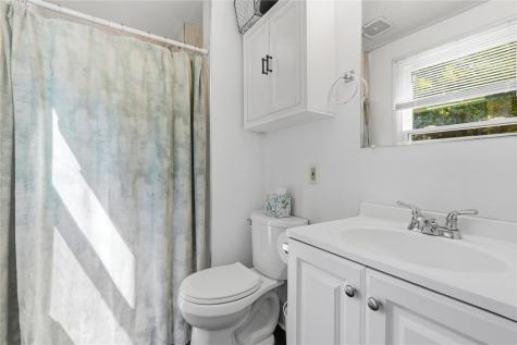 110 Glengarry Drive Moon/crescent Township PA 15108
