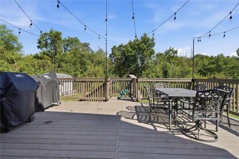 110 Glengarry Drive Moon/crescent Township PA 15108