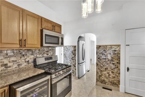 7331 Schley Avenue Swissvale PA 15218