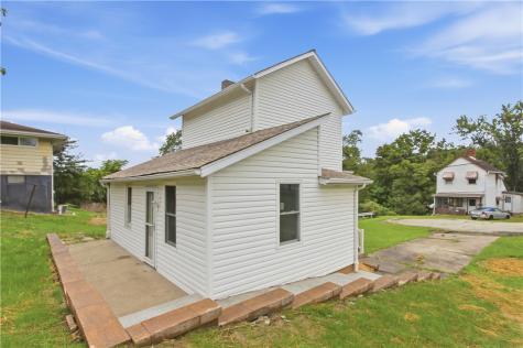 316 Hill Street Belle Vernon PA 15012