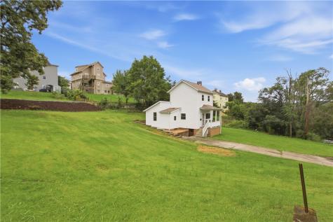 316 Hill Street Belle Vernon PA 15012