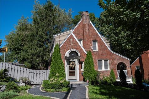 3 Catalpa Place Mt Lebanon PA 15228